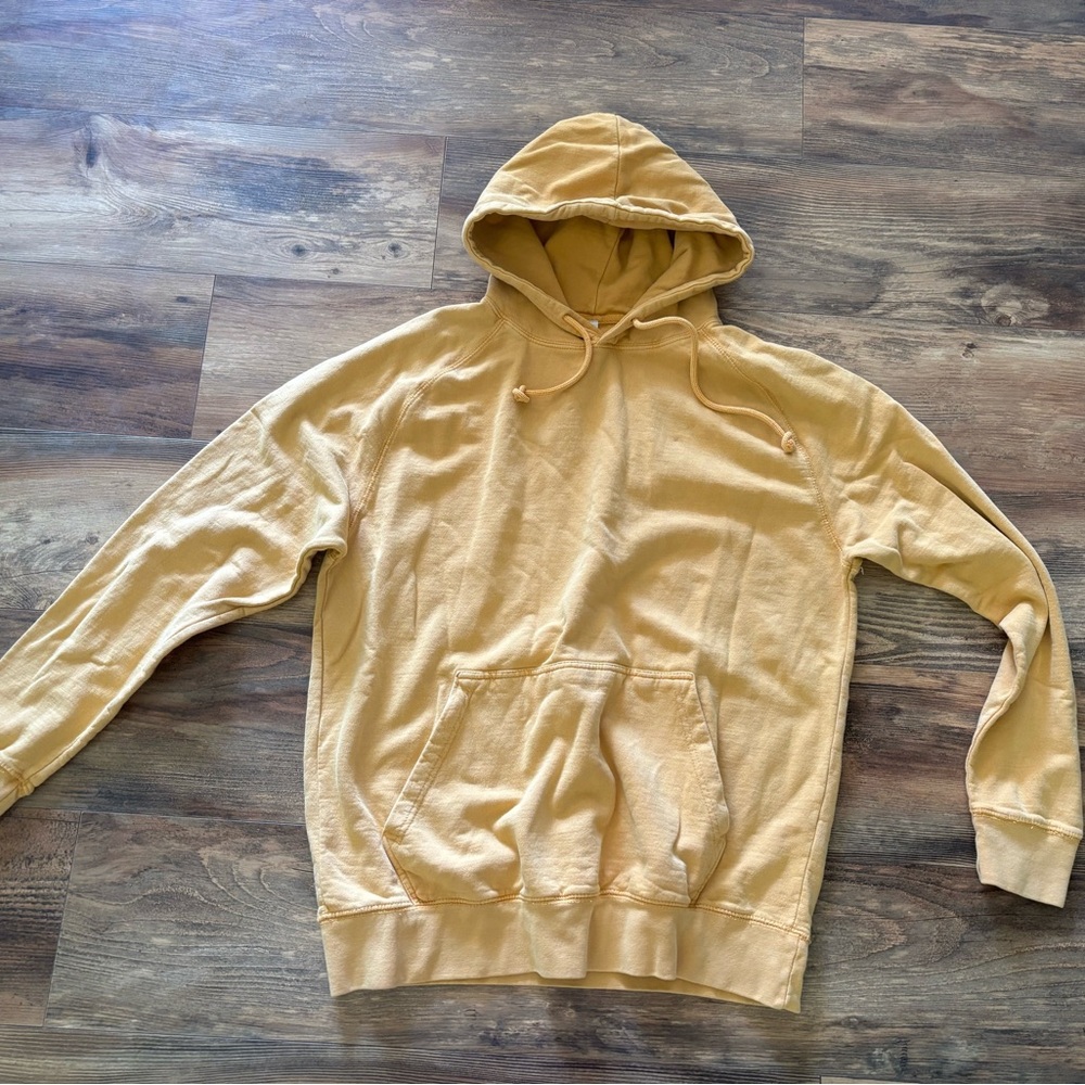 Yellow Relaxed Fit Sweatshirt for Casual Wear